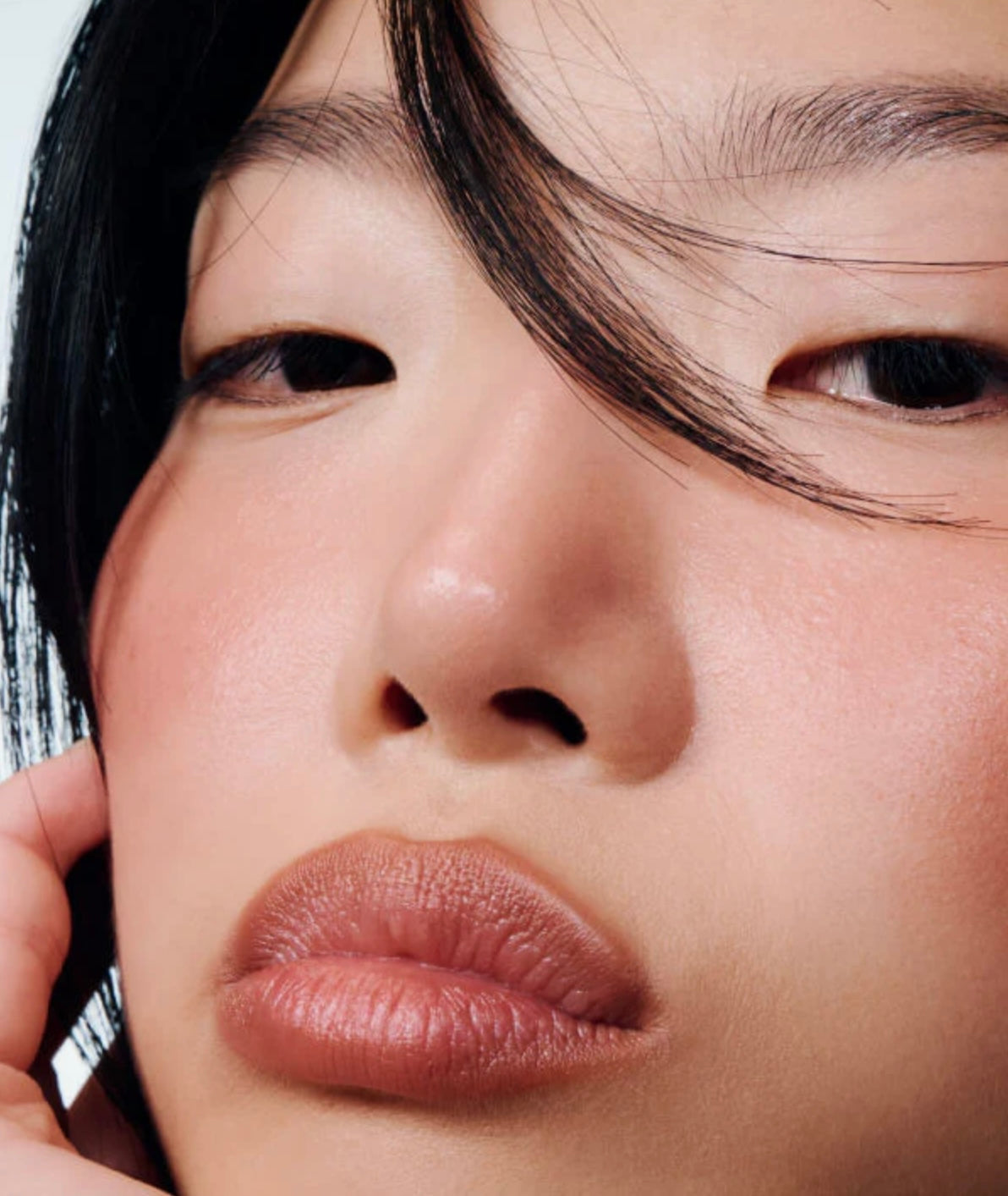 Rhode peptide lip shape