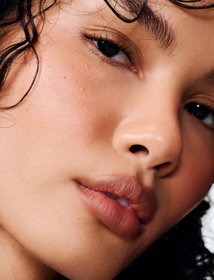 Rhode peptide lip shape